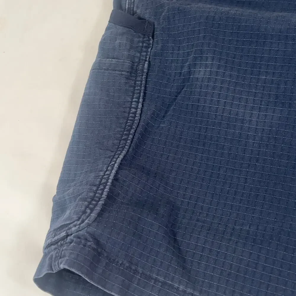 Carhartt Women's Navy Blue Sz 10 Utility Carpenter Work Cargo Shorts 104010-NVY